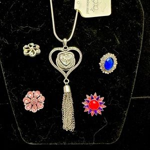 Necklace button jewelry.